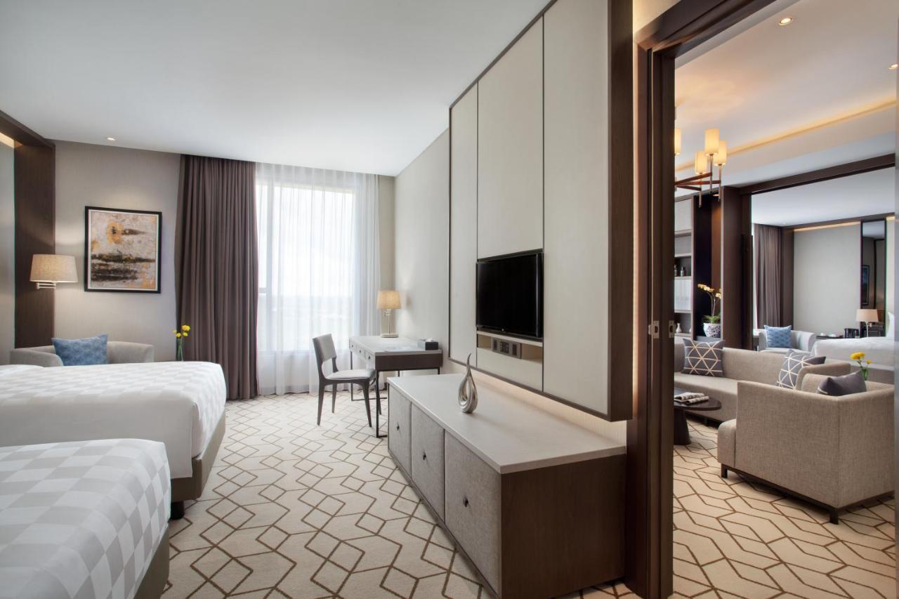 Grand Suite - Queen Bed, Non-Smoking